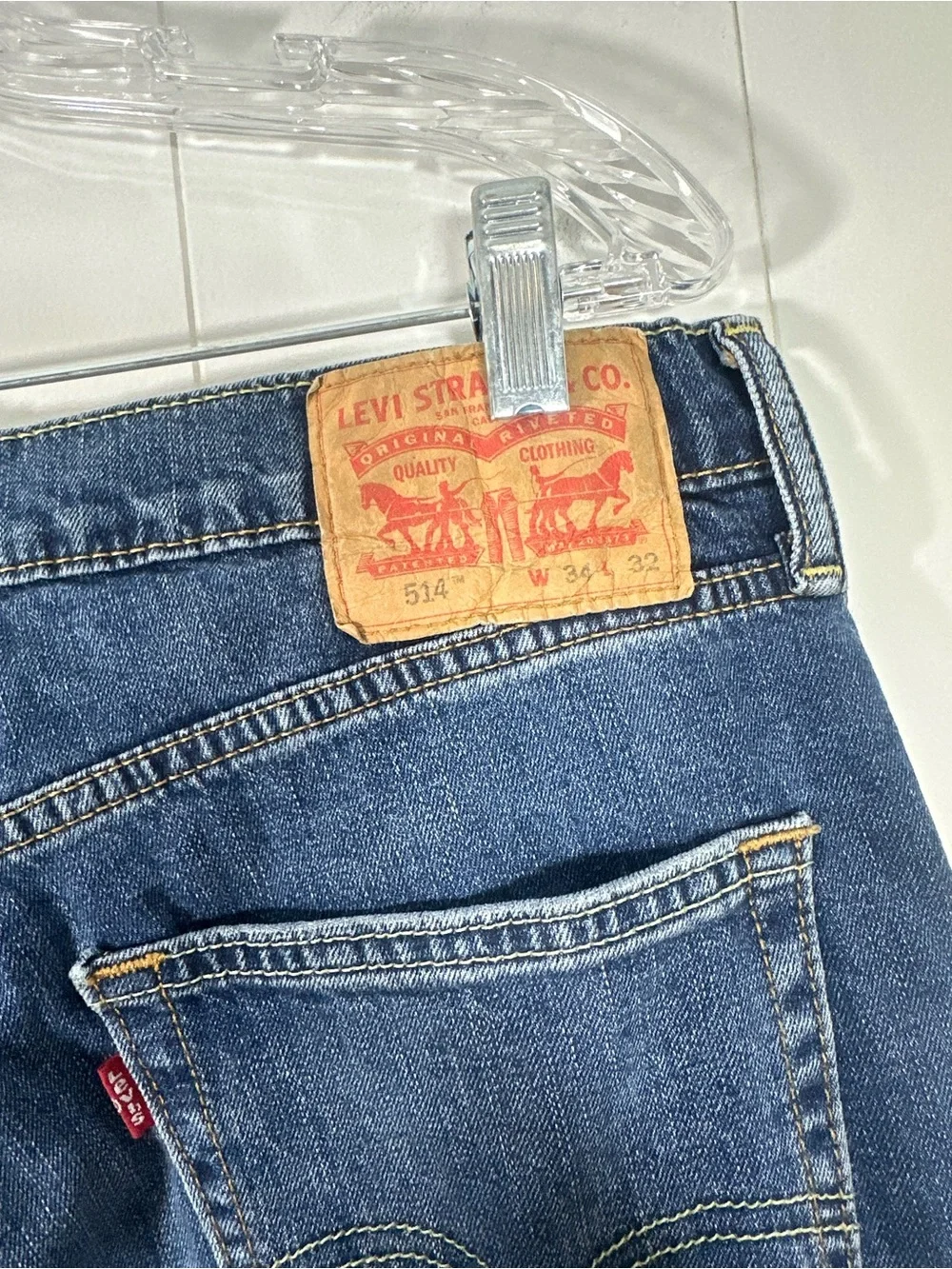 Levis 514 Mens Size 34x32 Straight Fit Denim Blue Jeans Dark Wash